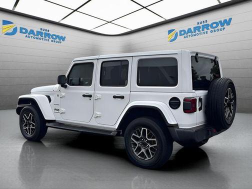 Bright White Clearcoat 2024 Jeep Wrangler 4-Door Sahara 4x4