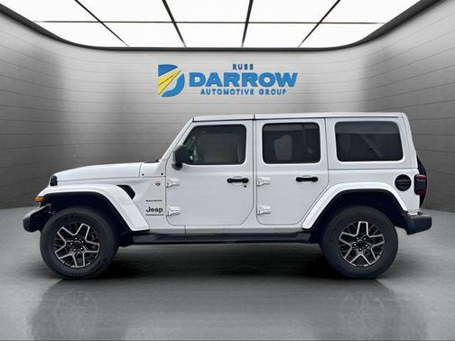 Bright White Clearcoat 2024 Jeep Wrangler 4-Door Sahara 4x4