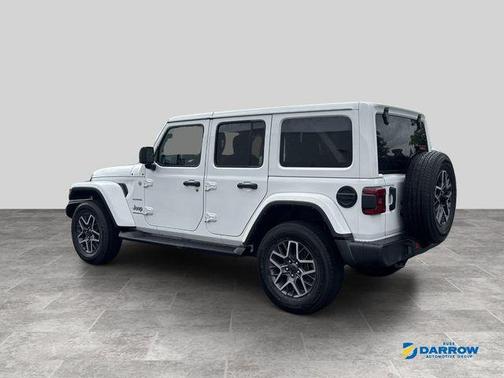 Bright White Clearcoat 2024 Jeep Wrangler 4-Door Sahara 4x4