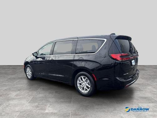 Diamond Black Crystal Pearlcoat 2026 Chrysler Pacifica L