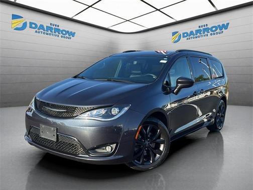 2020 Chrysler Pacifica Touring L