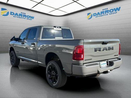 Ceramic Gray Clearcoat 2026 RAM 2500 Big Horn Crew Cab 4x4 6'4' Box