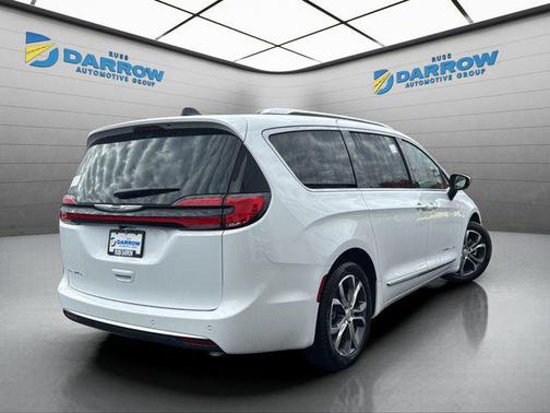 2026 Chrysler Pacifica L