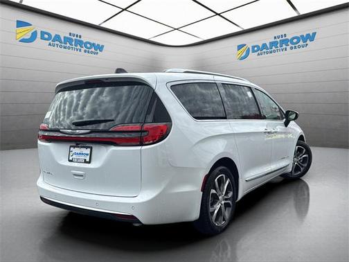 2026 Chrysler Pacifica L