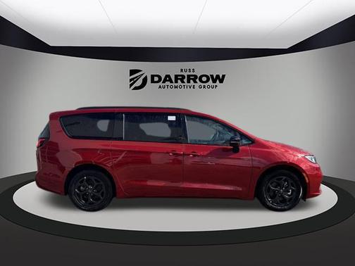 2025 Chrysler Pacifica Hybrid Premium S Appearance Pkg