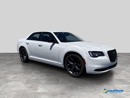 Bright White Clearcoat 2023 Chrysler 300 Touring