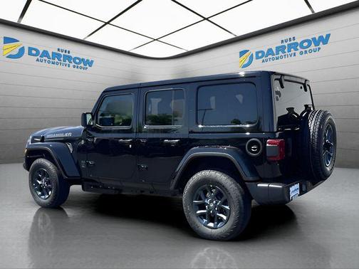 Black Clearcoat 2026 Jeep Wrangler 85th Anniversary