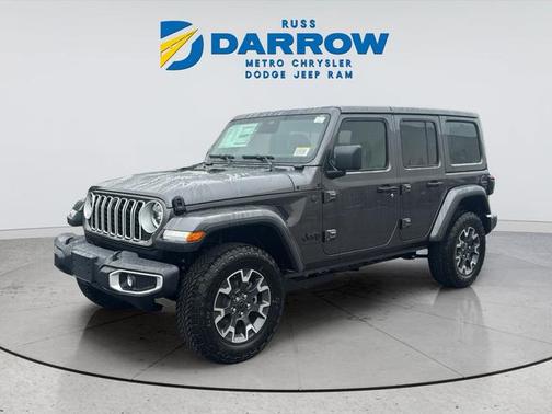 Granite Crystal Metallic Clearcoat 2026 Jeep Wrangler 4-Door Sahara 4x4