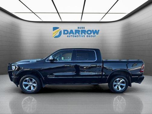 Diamond Black Crystal Pearlcoat 2022 RAM 1500 Limited