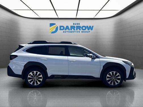 Crystal White Pearl 2023 Subaru Outback Touring