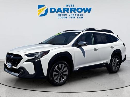Crystal White Pearl 2023 Subaru Outback Touring