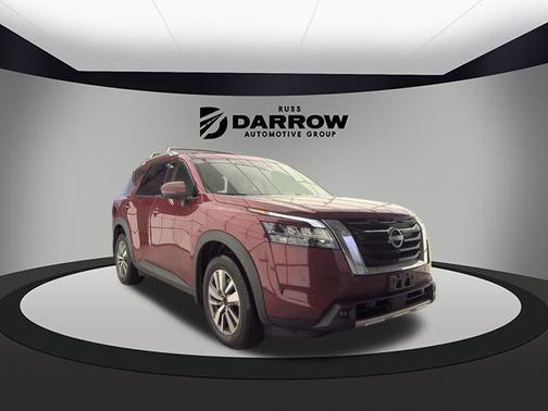 2023 Nissan Pathfinder SL 4WD