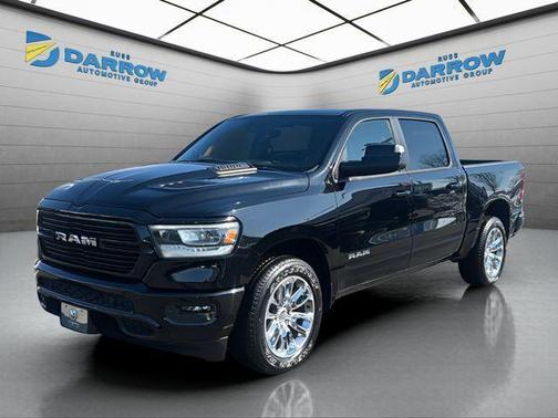 Diamond Black Crystal Pearlcoat 2023 RAM 1500 Laramie