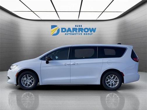 2025 Chrysler Voyager LX