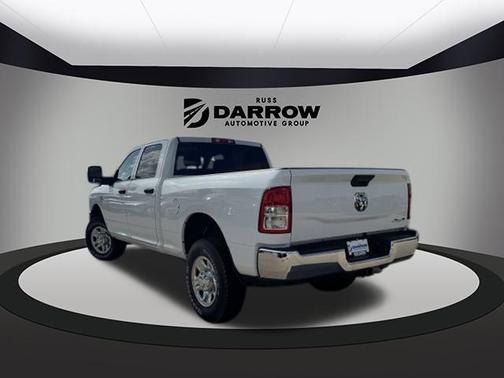 2023 RAM 2500 Tradesman Crew Cab 4x4 6'4' Box