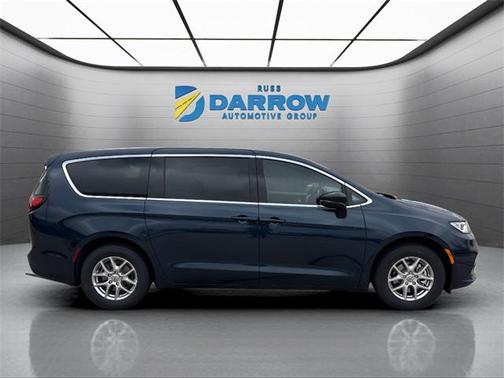 2025 Chrysler Pacifica L