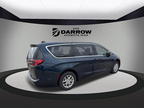 2025 Chrysler Pacifica L