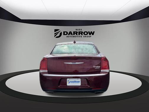 2021 Chrysler 300 Touring