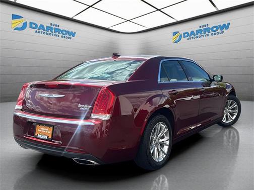 2021 Chrysler 300 Touring