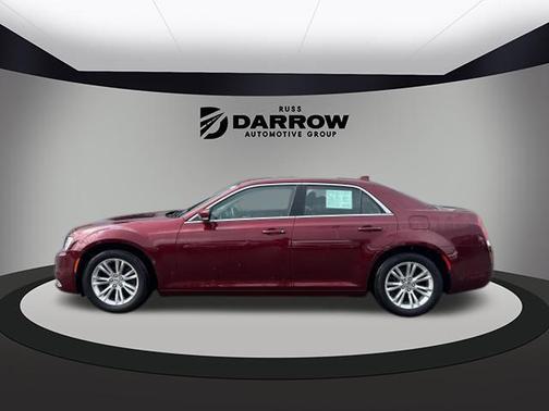 2021 Chrysler 300 Touring