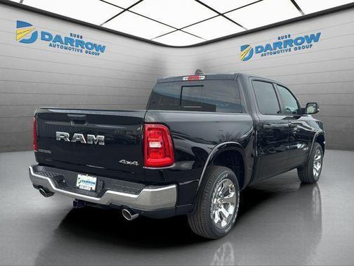 Diamond Black Crystal Pearlcoat 2026 RAM 1500 Big Horn/Lone Star