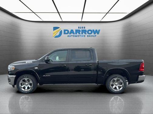 Diamond Black Crystal Pearlcoat 2026 RAM 1500 Big Horn/Lone Star