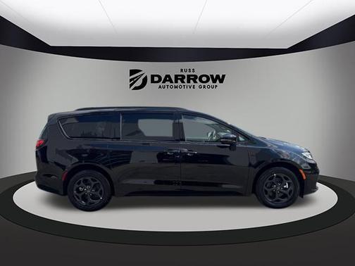 2025 Chrysler Pacifica Hybrid Premium S Appearance Pkg