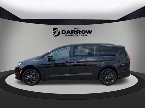 2025 Chrysler Pacifica Hybrid Premium S Appearance Pkg