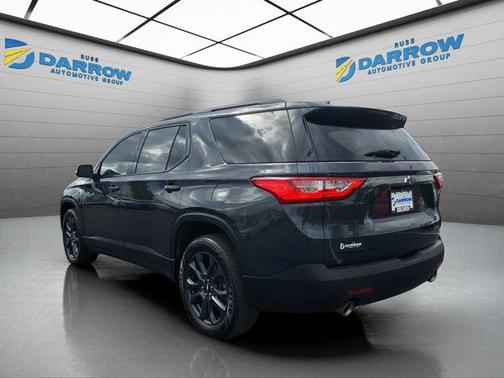 Graphite Metallic 2021 Chevrolet Traverse RS