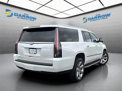2018 Cadillac Escalade ESV Luxury