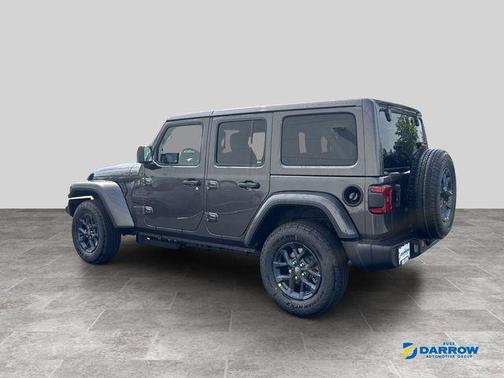 Black Clearcoat 2026 Jeep Wrangler 85th Anniversary