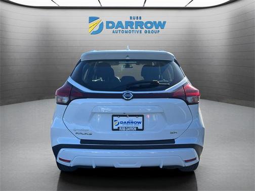 2021 Nissan Kicks SR