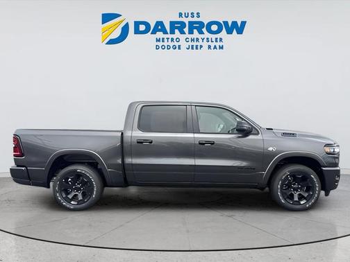 Granite Crystal Metallic Clearcoat 2026 RAM 1500 Big Horn/Lone Star