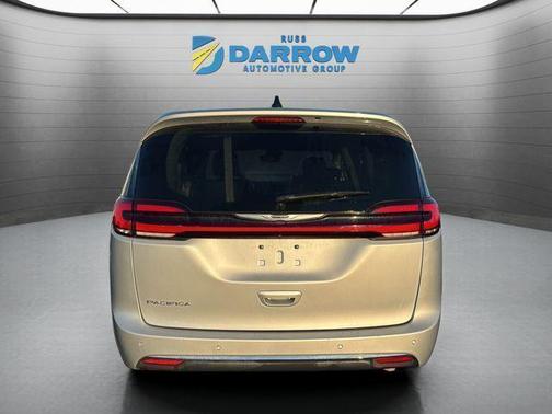 Silver Mist Clearcoat 2024 Chrysler Pacifica Touring L