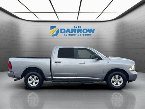 2019 RAM 1500 SLT