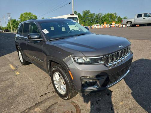 2023 Jeep Grand Cherokee Laredo