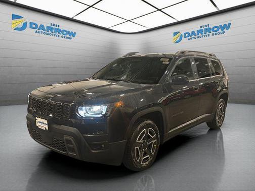 Diamond Black Crystal Pearlcoat 2026 Jeep Cherokee Laredo 4x4