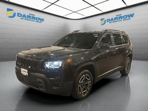 Diamond Black Crystal Pearlcoat 2026 Jeep Cherokee Laredo 4x4