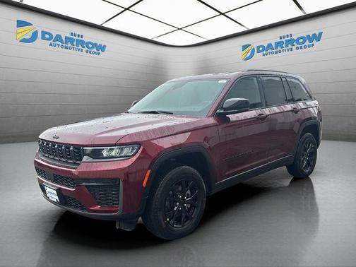 Velvet Red Pearlcoat 2026 Jeep Grand Cherokee Altitude