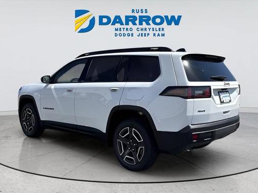 Bright White Clearcoat 2026 Jeep Cherokee Laredo