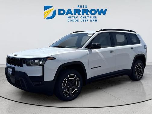 Bright White Clearcoat 2026 Jeep Cherokee Laredo