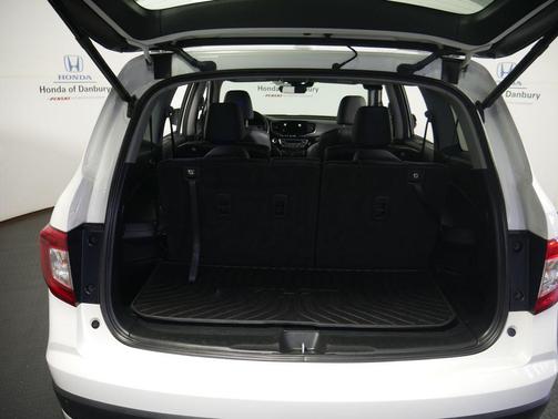 2022 Honda Pilot AWD Elite