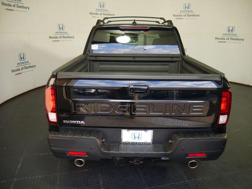 2025 Honda Ridgeline Black