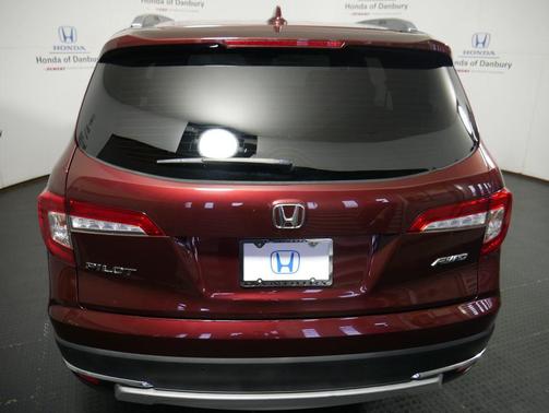 2021 Honda Pilot Touring 8-Passenger