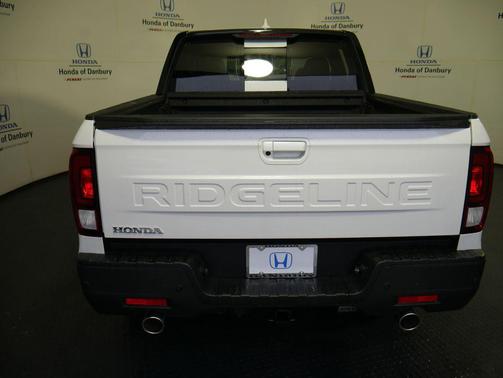 2025 Honda Ridgeline Black