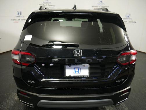 2023 Honda Pilot AWD Elite