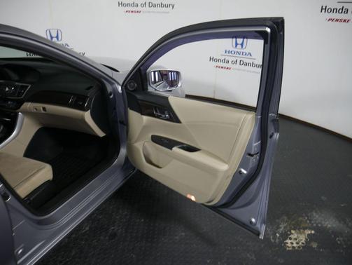 2017 Honda Accord Hybrid Base