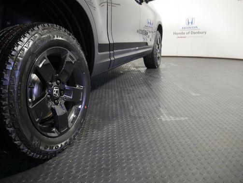 2026 Honda Ridgeline Black
