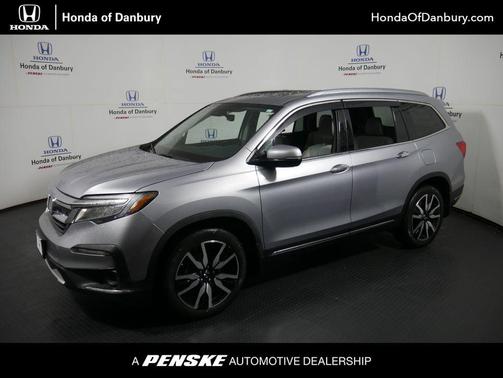 2019 Honda Pilot Touring 8-Passenger