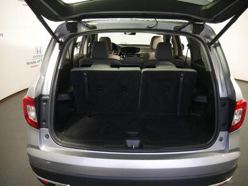 2019 Honda Pilot Touring 8-Passenger